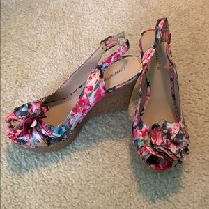 Floral Wedges
